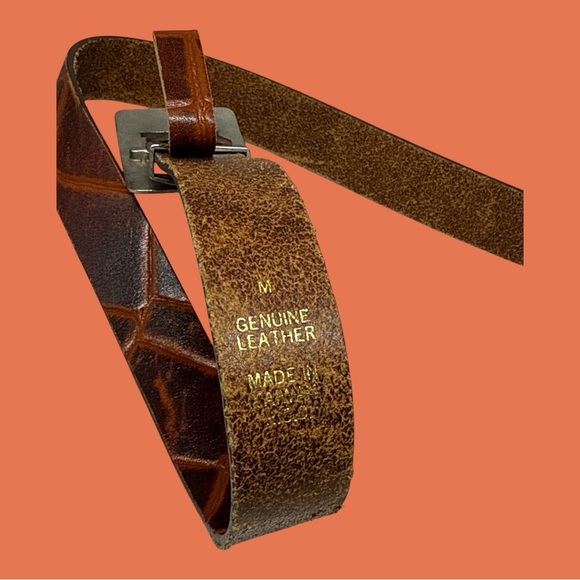 Express Embossed Genuine Leather Dark Light Brown Belt 1” W x 35.5” L Size M - Picture 4 of 6